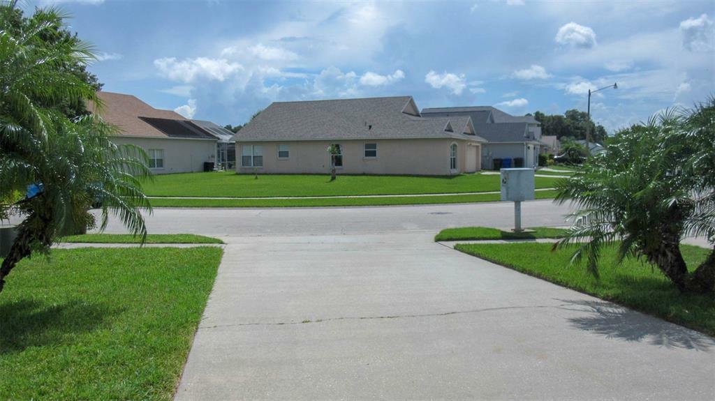 Property Photo:  1118 Liberty Hall Drive  FL 34746 