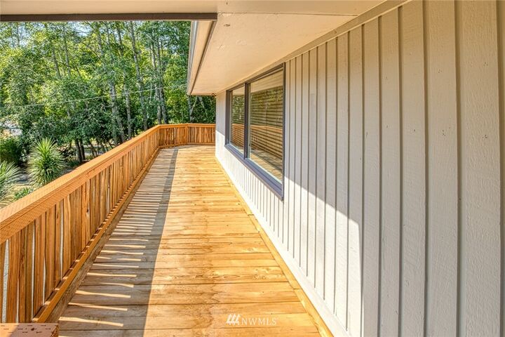 Property Photo:  2302 Victory Way  WA 98520 