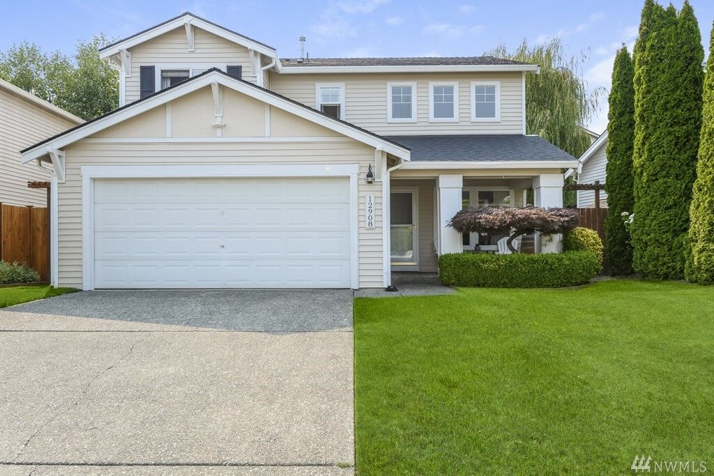 Property Photo: 12908 64th Dr SE WA 98296