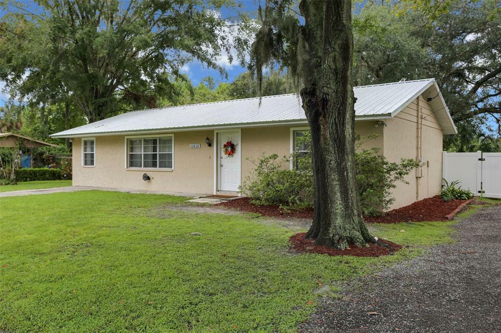 Property Photo:  12621 Magnolia Street  FL 33576 