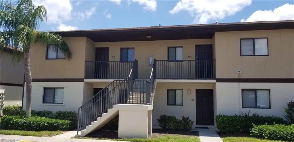 Property Photo:  4790 S Cleveland Avenue 205  FL 33907 