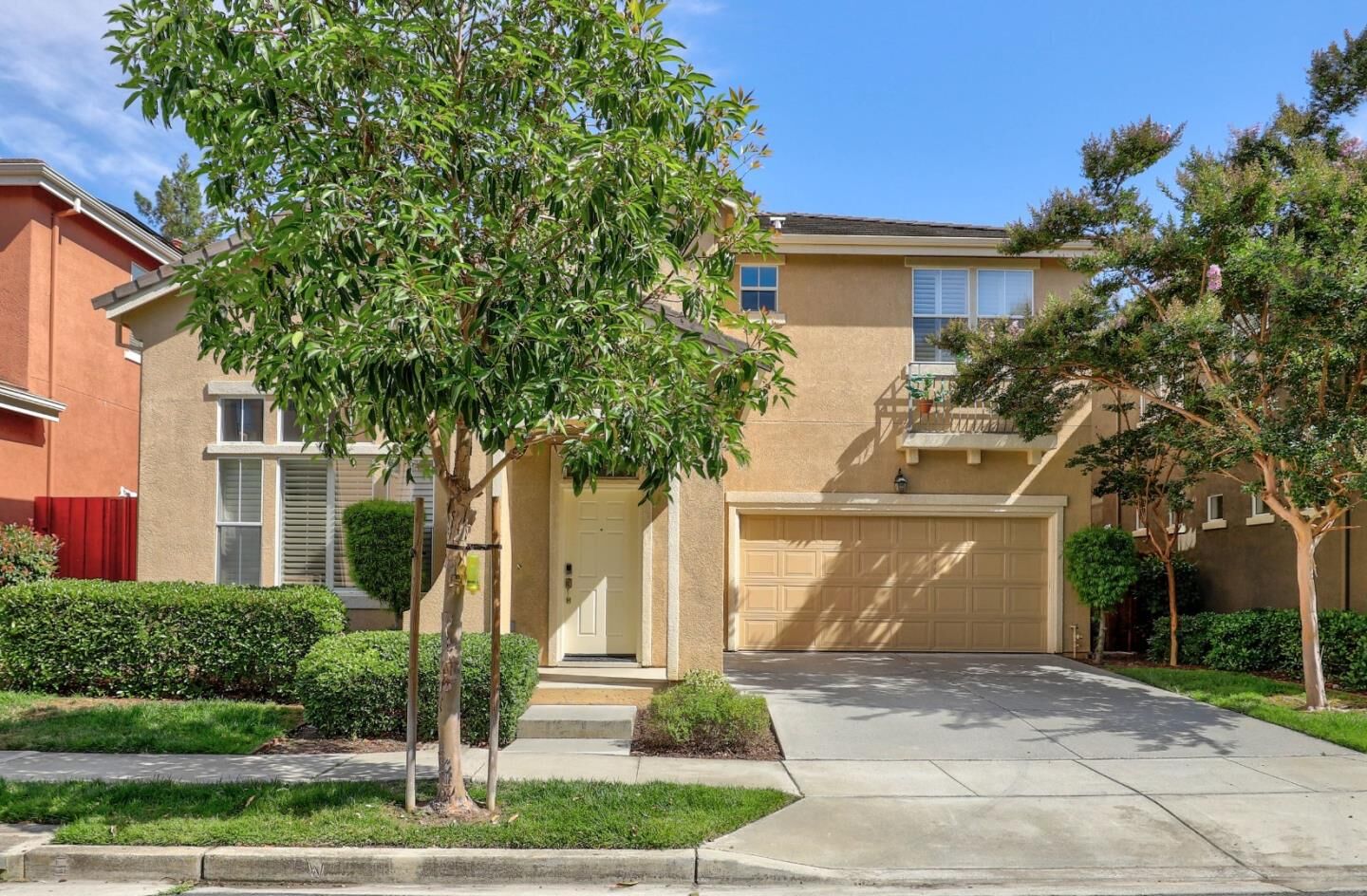 Property Photo:  167 Town Square Drive  CA 94043 