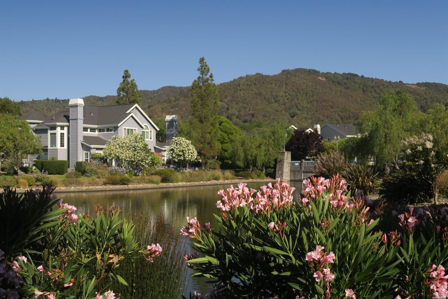 Property Photo:  52 Mariners Circle  CA 94903 