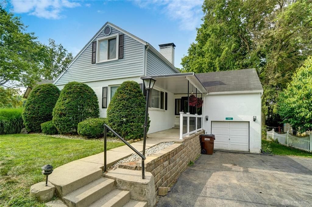 Property Photo: 1192 E Linden Avenue OH 45342