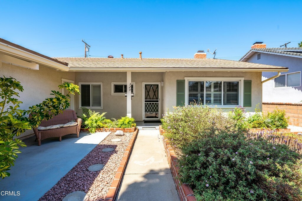 Property Photo:  329 Bucknell Avenue  CA 93003 