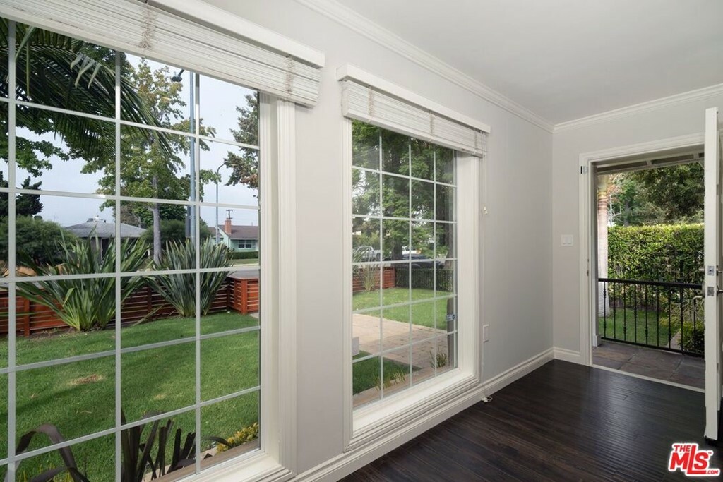 Property Photo:  2744 Westwood Boulevard  CA 90064 