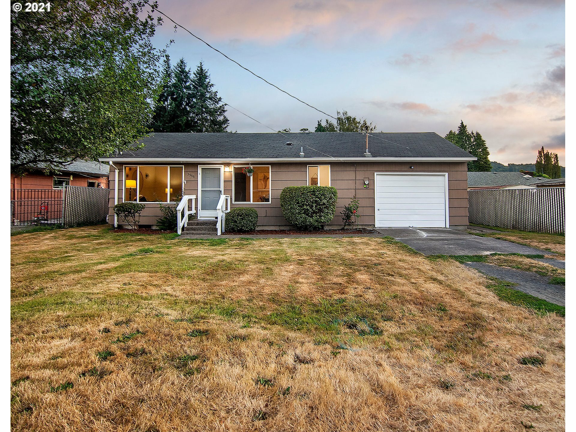 3555 Pennsylvania St  Longview WA 98632 photo