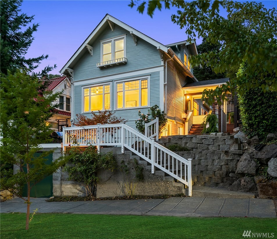 Property Photo: 1814 31st Ave WA 98122
