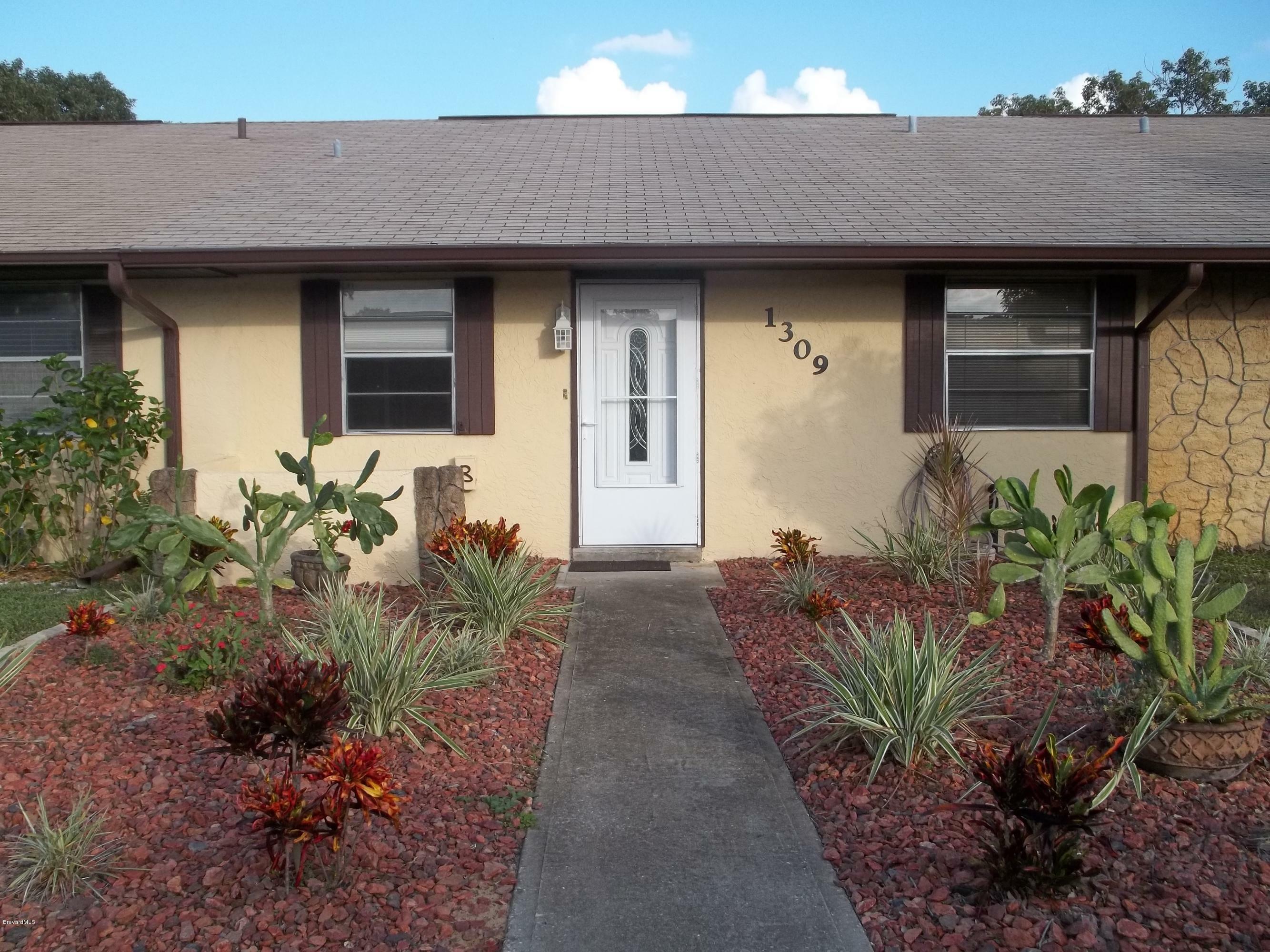 Property Photo: 1309 Cheney Highway FL 32780
