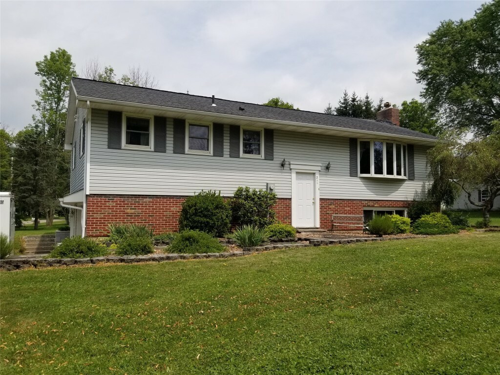 Property Photo:  211 Bow Bridge Road  PA 18830 