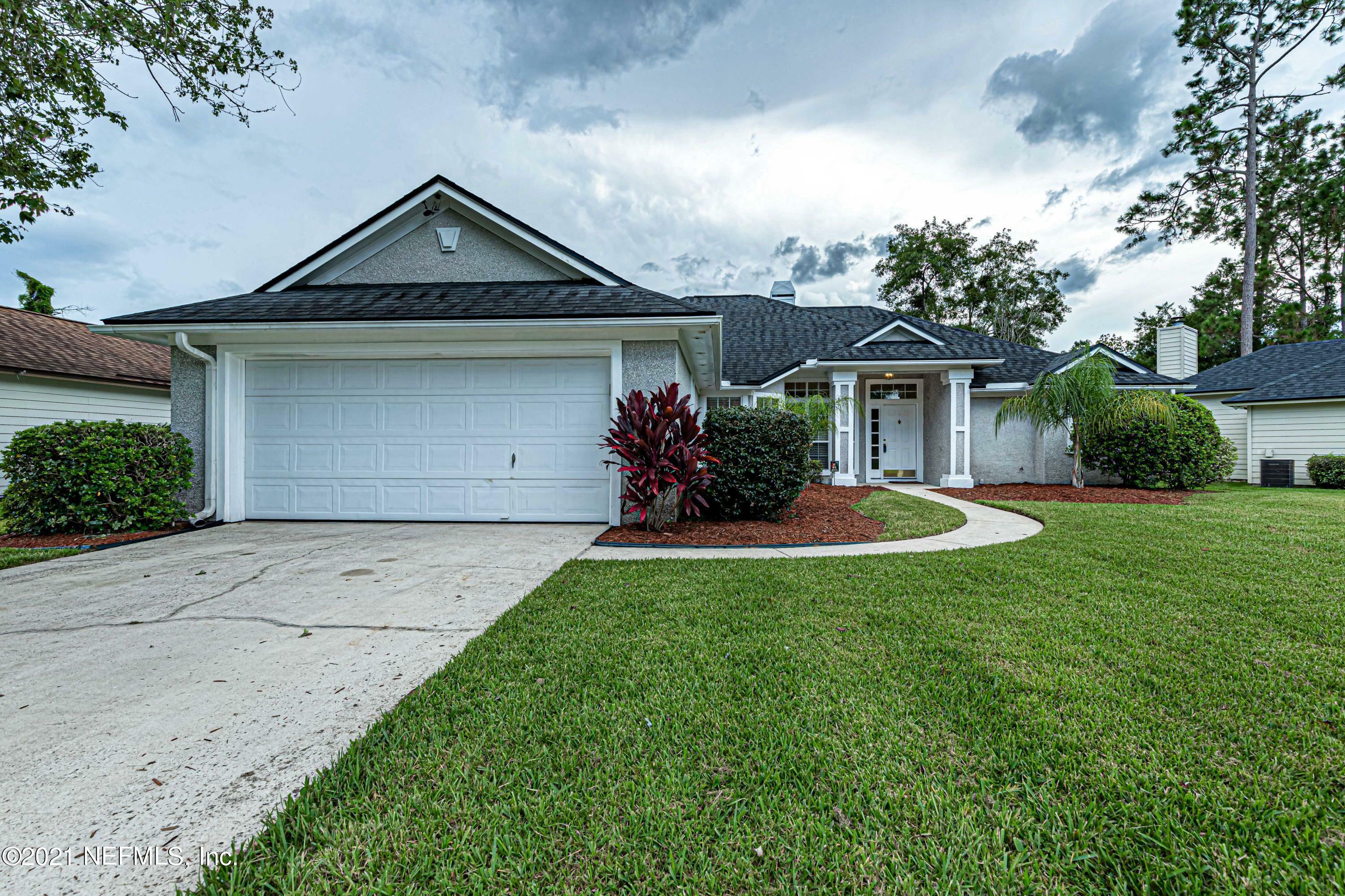 Property Photo:  1523 Quail Wood Court  FL 32003 