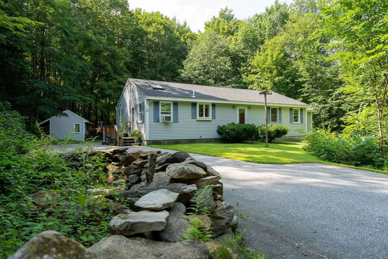 Property Photo:  71 Peaslee Hill Road  NH 03281 