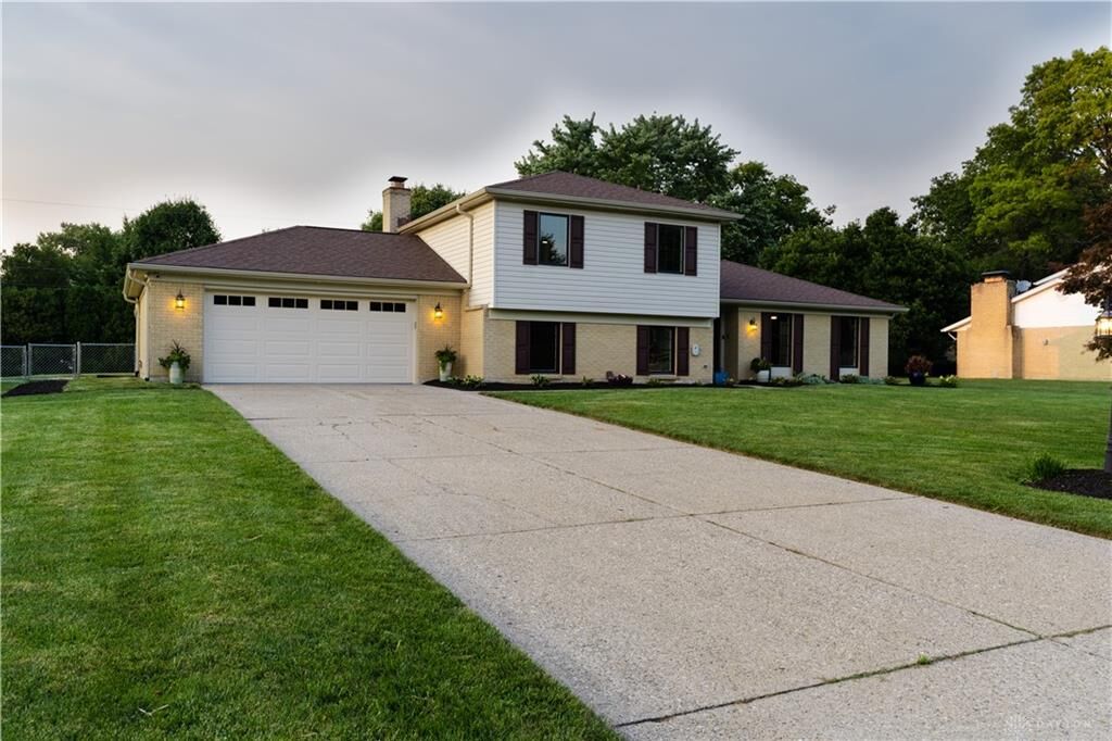 Property Photo:  1029 E Rahn Road  OH 45429 