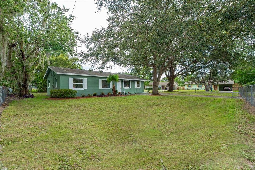 Property Photo:  4190 Poinsettia Avenue  FL 32757 