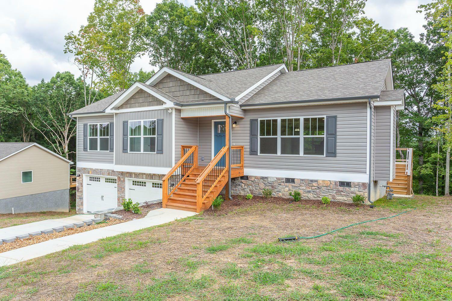 Property Photo:  1848 Staghorn Dr  TN 37379 