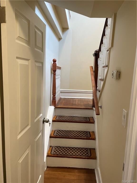 145 Brookside Avenue  Mount Vernon NY 10553 photo