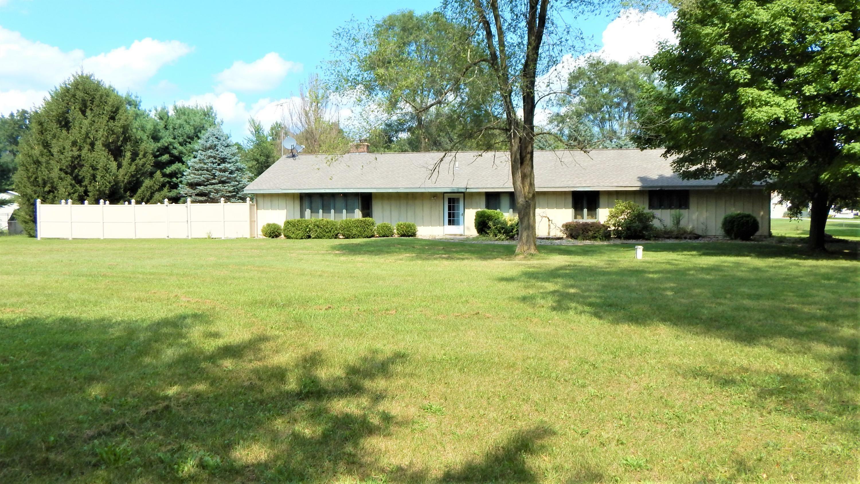 Property Photo:  4501 K Drive S  MI 49051 