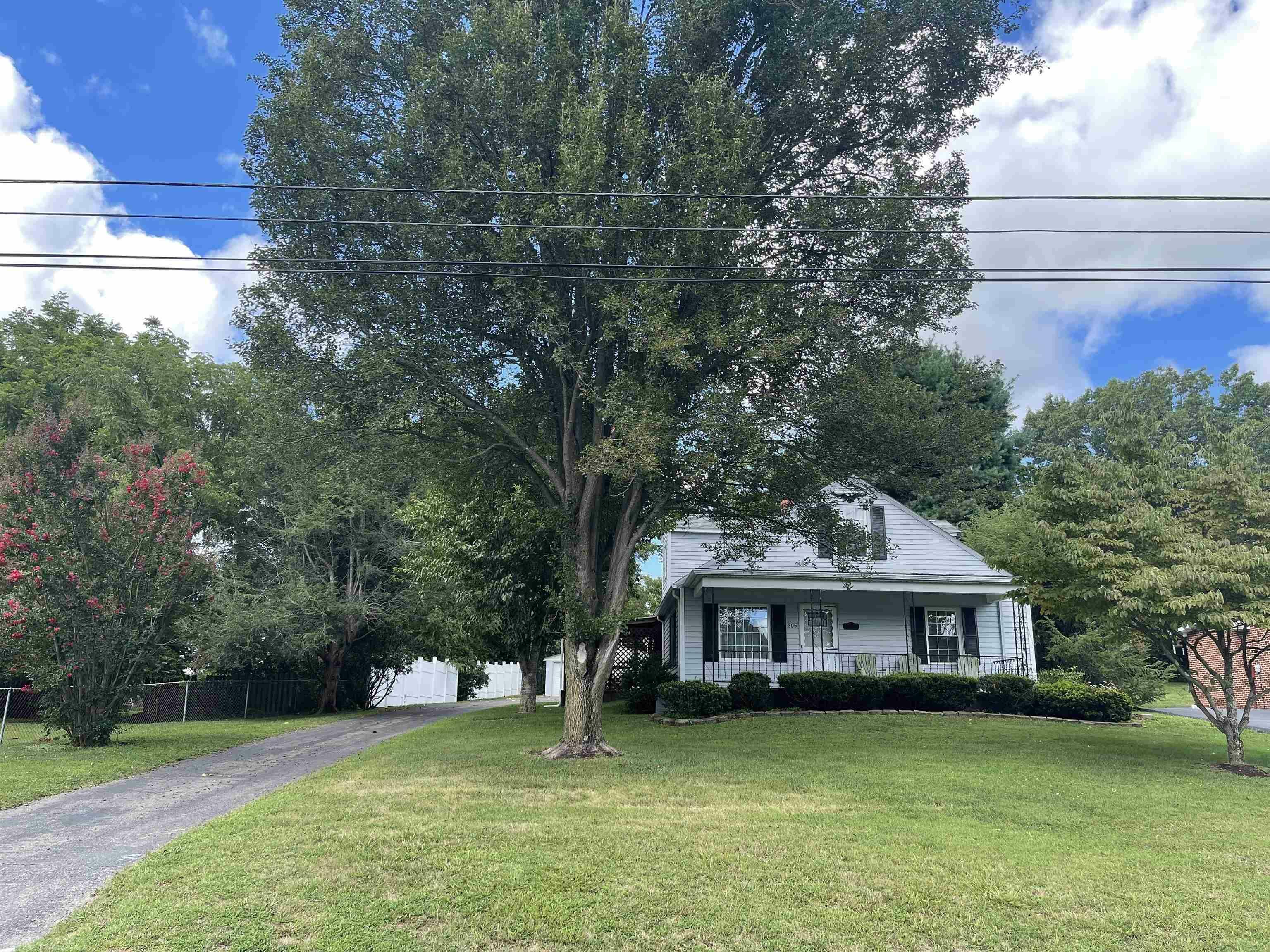 Property Photo:  205 Ardmore Street  VA 24060 