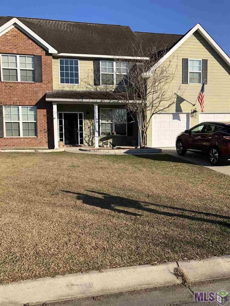 Property Photo: 14492 Summerset Dr LA 70737