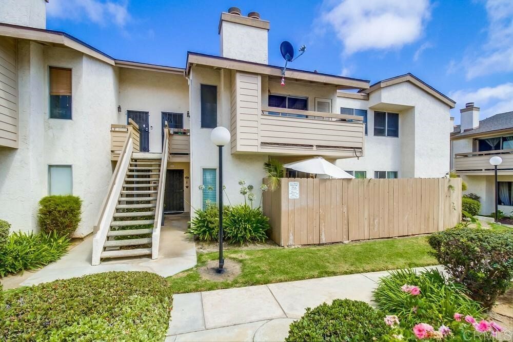 Property Photo:  1725 Melrose Avenue 25  CA 91911 