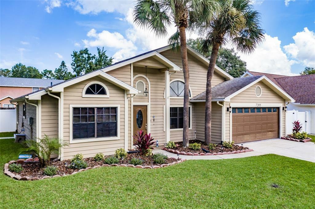 Property Photo:  7205 Hideaway Trail  FL 34655 