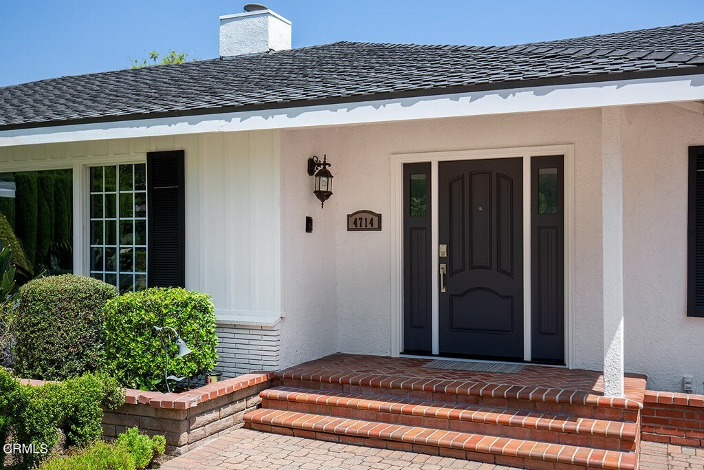 Property Photo: 4714 Vineta Avenue CA 91011