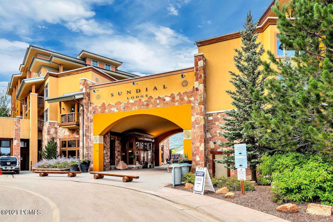 Property Photo: 3720 N Sundial Court C410 UT 84098