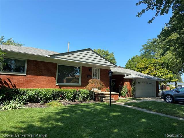 Property Photo: 21737 Arrowhead Street MI 48082