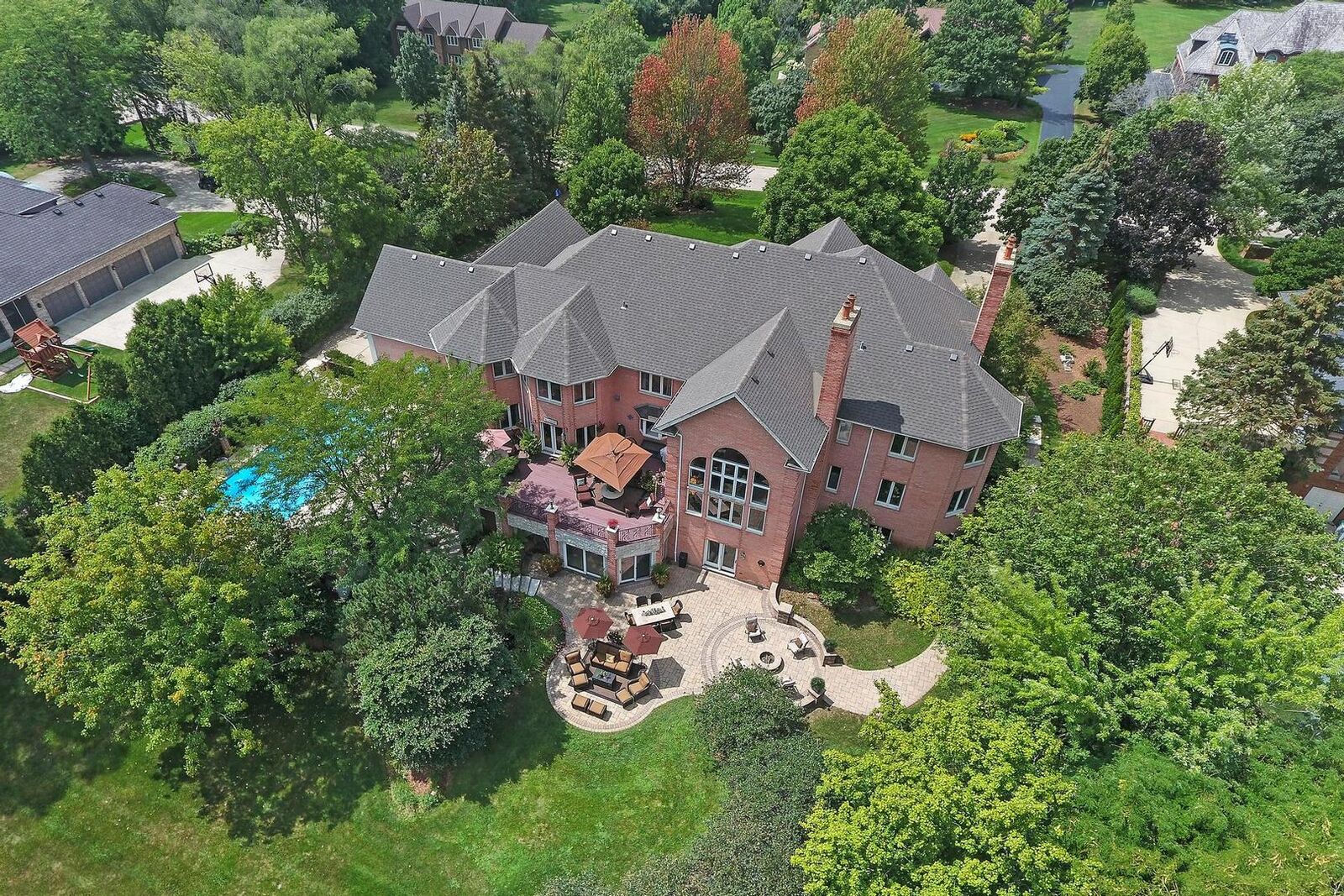 Property Photo: 3 Wescott Lane IL 60010