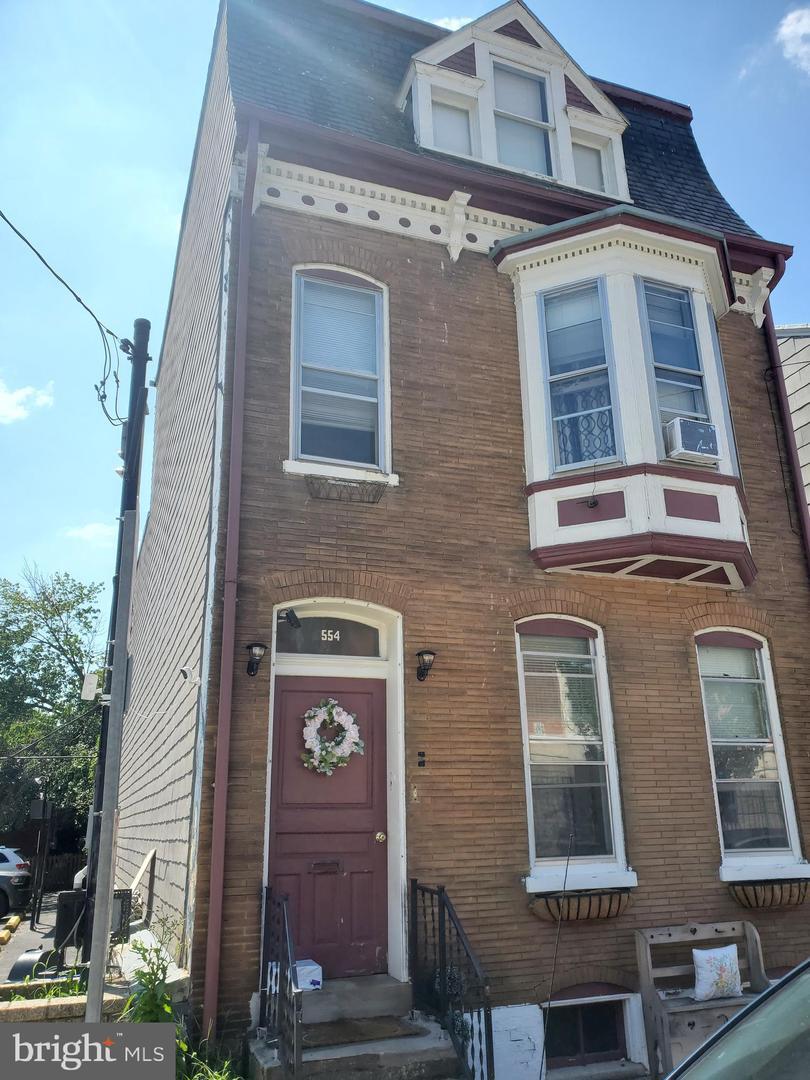 554 W King Street  York PA 17401 photo