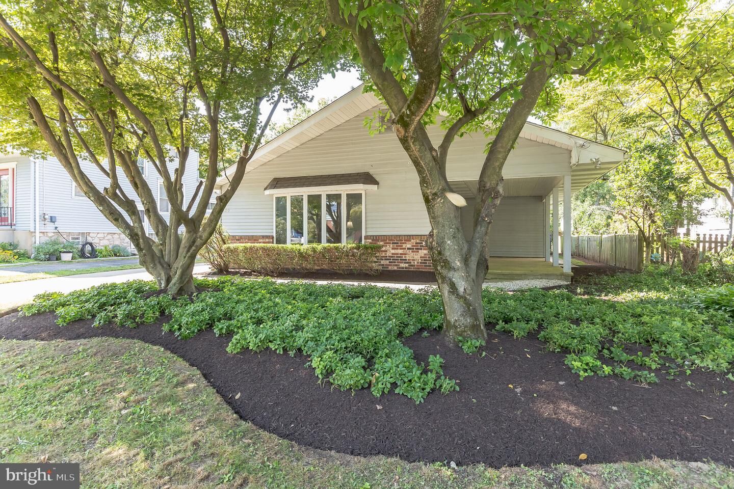 Property Photo:  820 Linwood Avenue  NJ 08108 