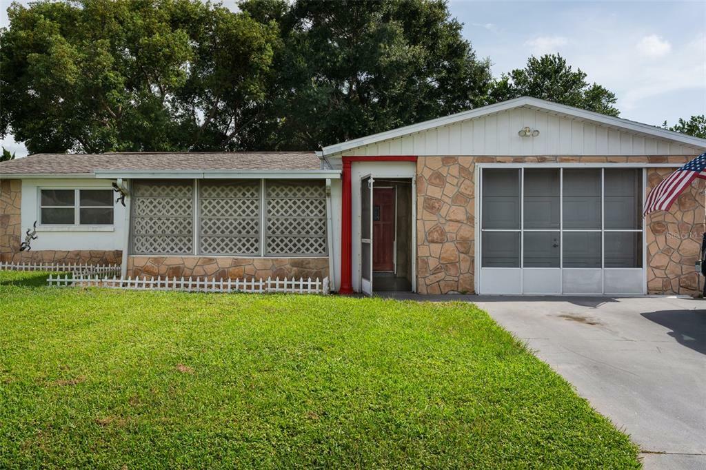 Property Photo:  6344 Edenmore Avenue  FL 34653 