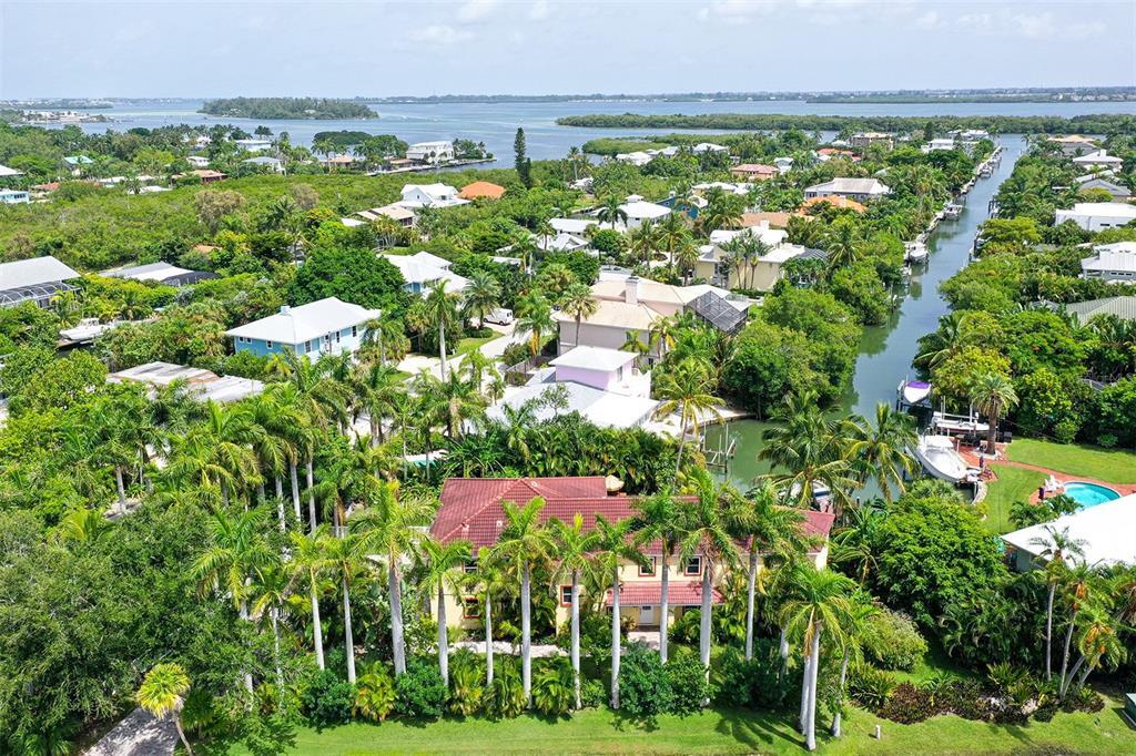 Property Photo:  545 General Harris Street  FL 34228 
