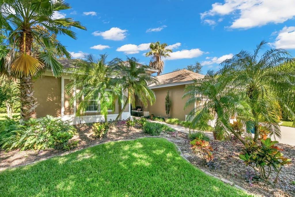 Property Photo: 4191 Grandchamp Circle FL 34685