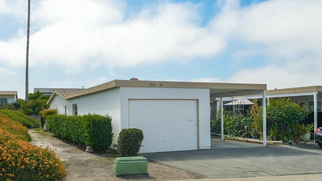Property Photo: 3890 Vista Campana S 89 CA 92057