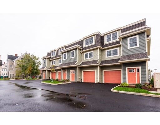 Property Photo: 12 River Street 8 MA 01905