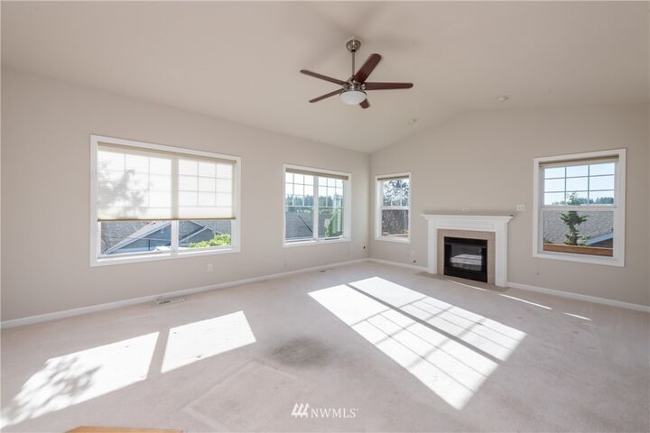 Property Photo:  5230 58th Avenue Ct W  WA 98467 