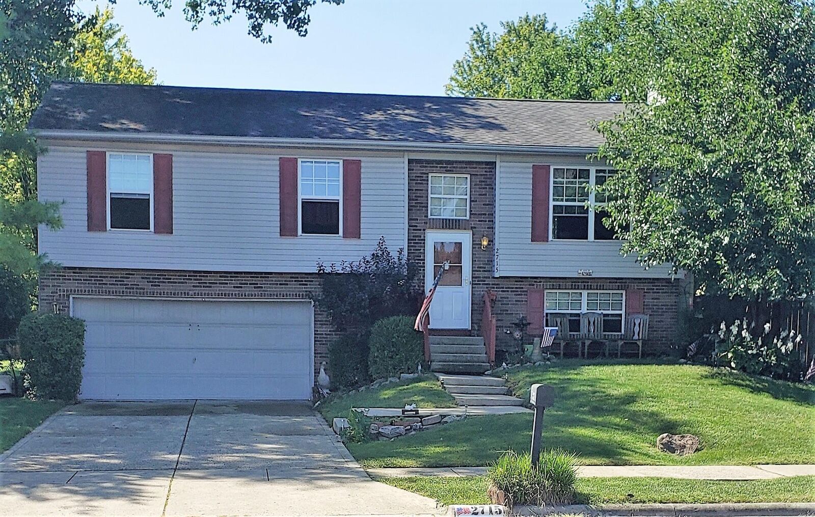 Property Photo: 2715 Blue Rock Boulevard OH 43123