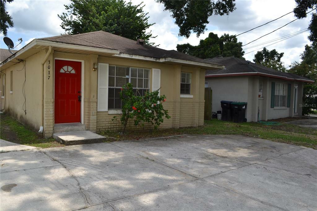 Property Photo:  3017 Center Street  FL 32806 