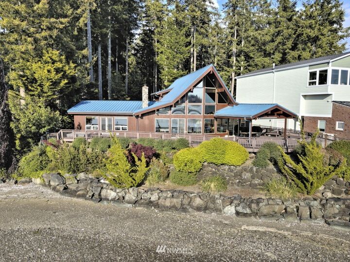 4820 E State Route 302  Belfair WA 98528 photo