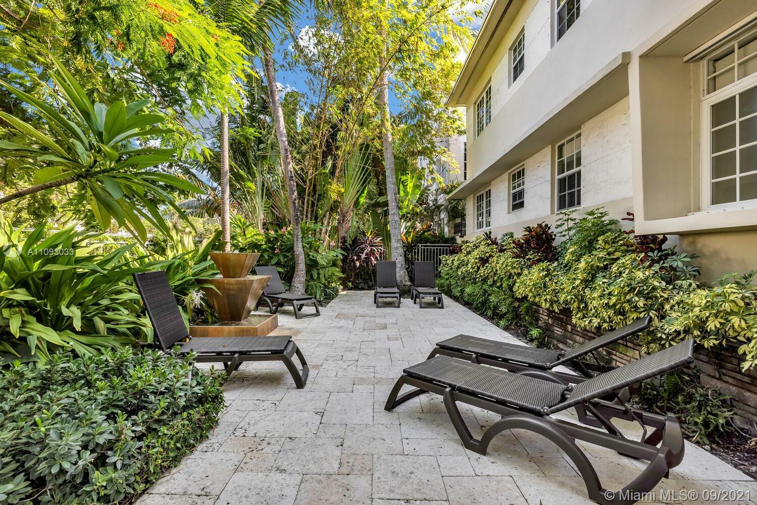 Property Photo: 1340 Drexel Ave 302 FL 33139