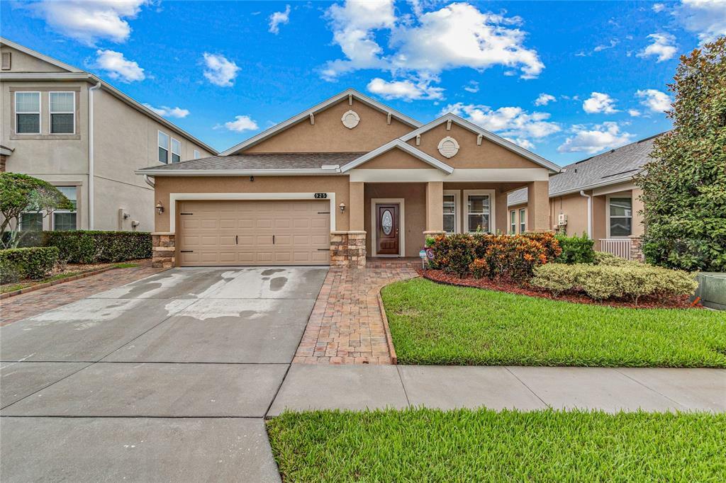 Property Photo:  925 Berry Leaf Court  FL 32703 