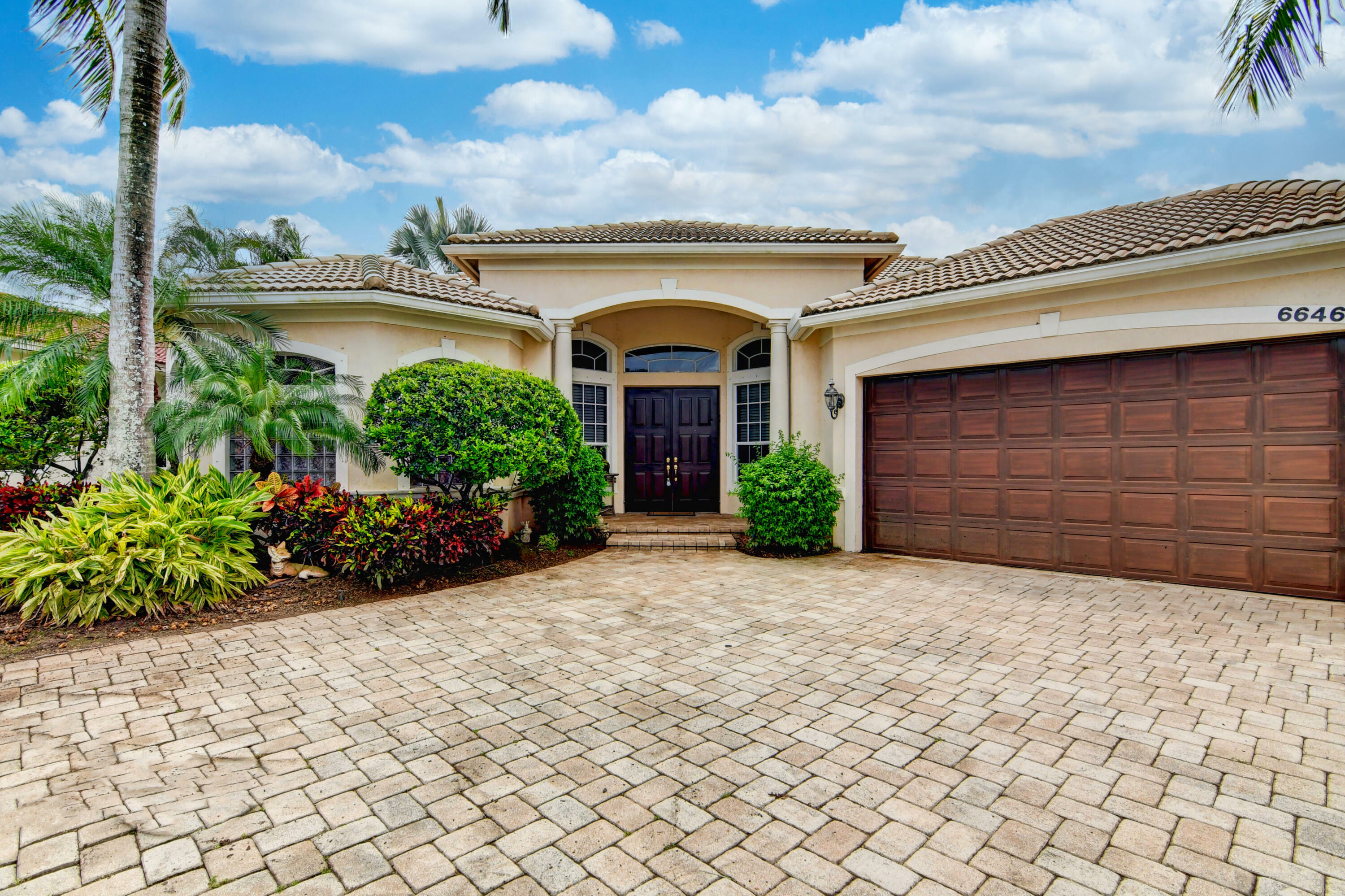 Property Photo:  6646 Cobia Circle  FL 33437 