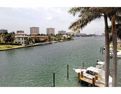 Property Photo: 100 SE 5th Avenue 401 FL 33432