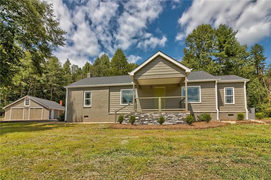 Property Photo:  2329 Fox Squirrel Ridge Road  SC 29671 