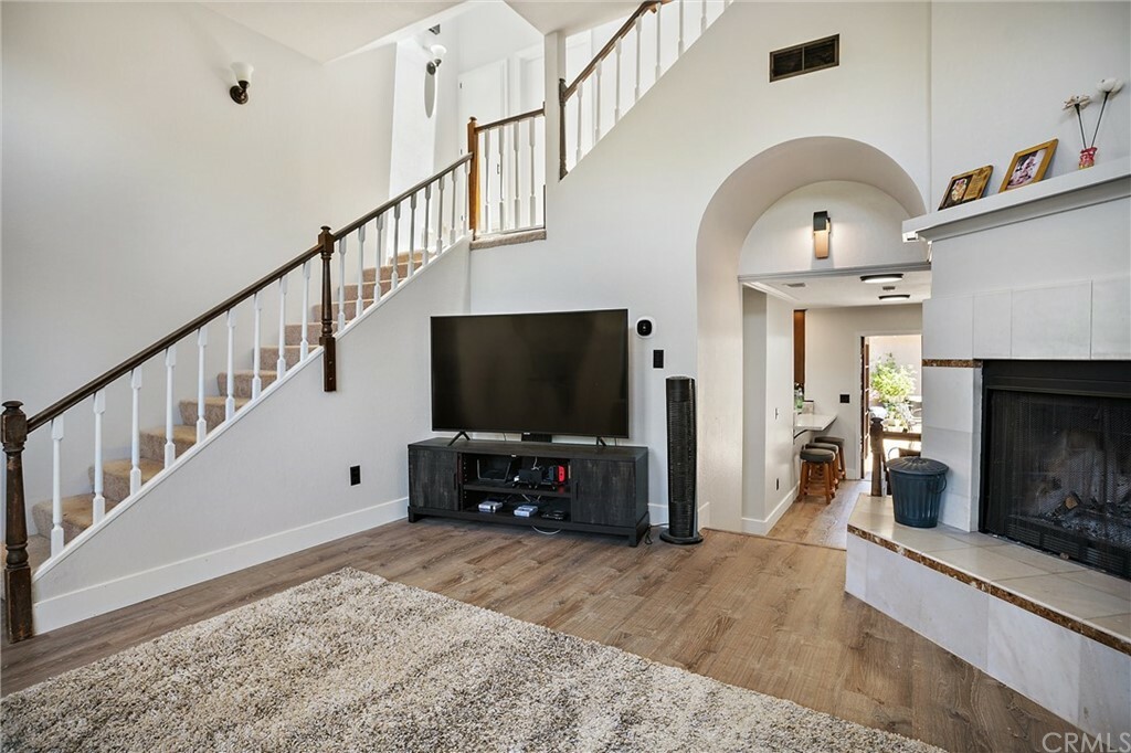 Property Photo:  1106 Oceanaire Drive 13  CA 93405 