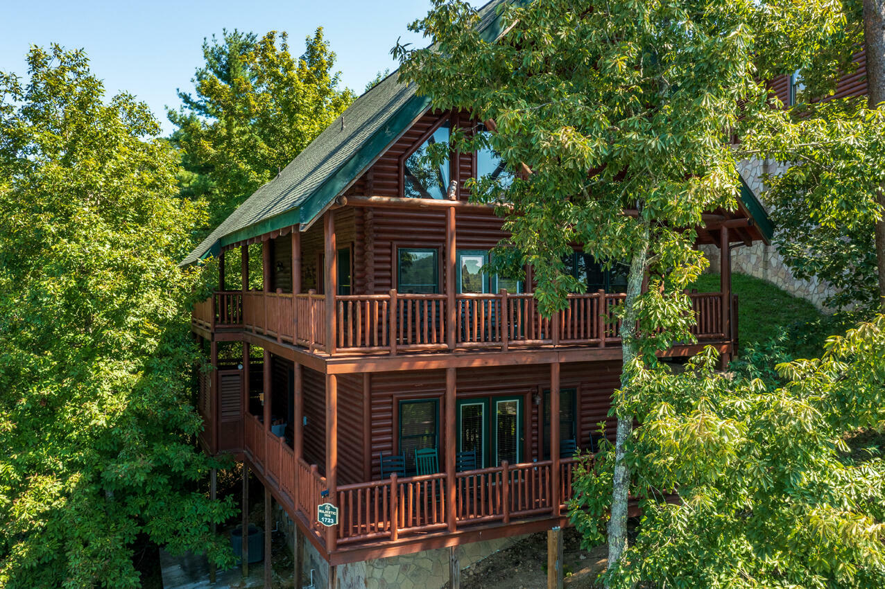 Property Photo:  1723 Summit View Way  TN 37862 