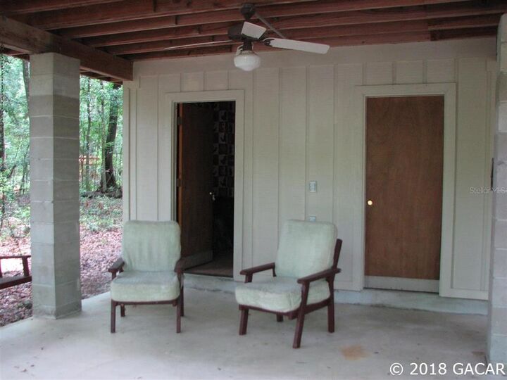 Property Photo: 908 SW Iowa Drive FL 32038