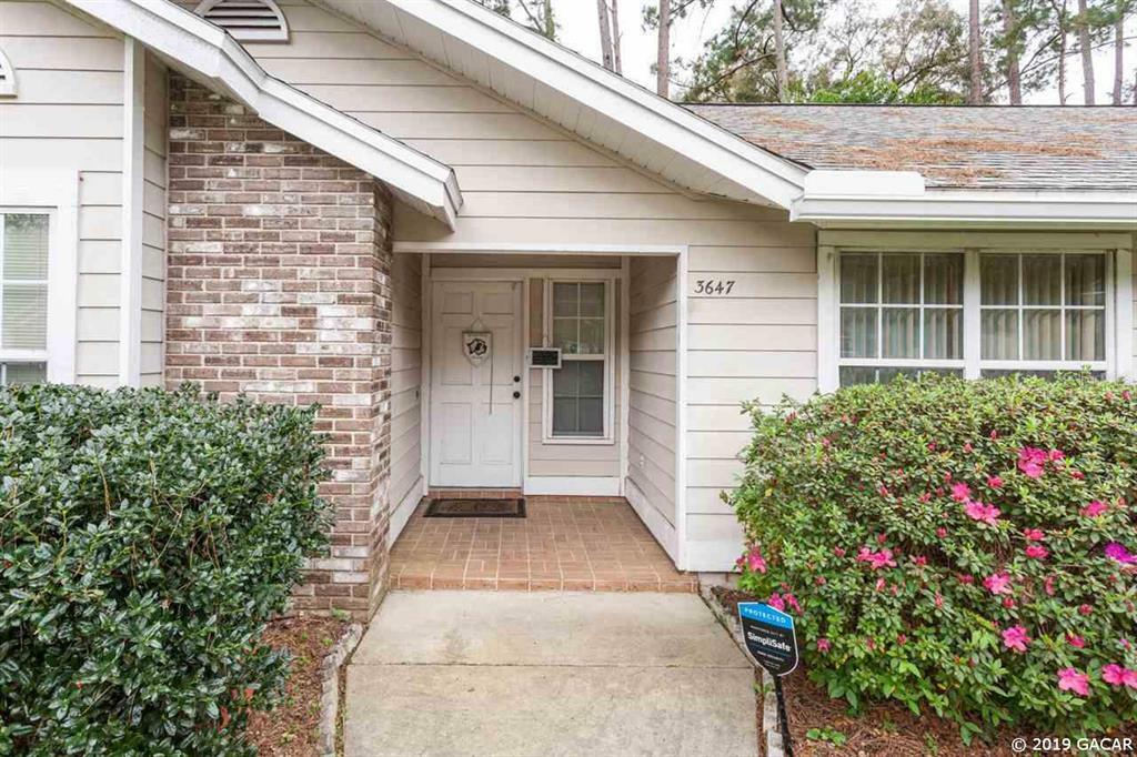 Property Photo:  3647 NW 7th Place  FL 32607 