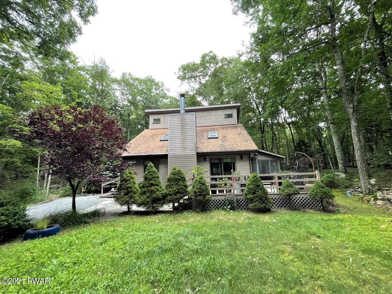 Property Photo:  207 Stirrup Lane  PA 18428 